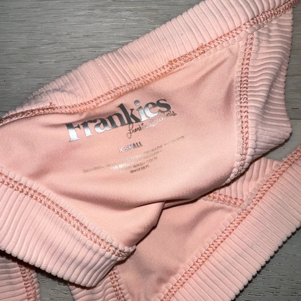 Frankie’s bikinis Ribbed Pastel Peach Cole Top and Bottoms size xs